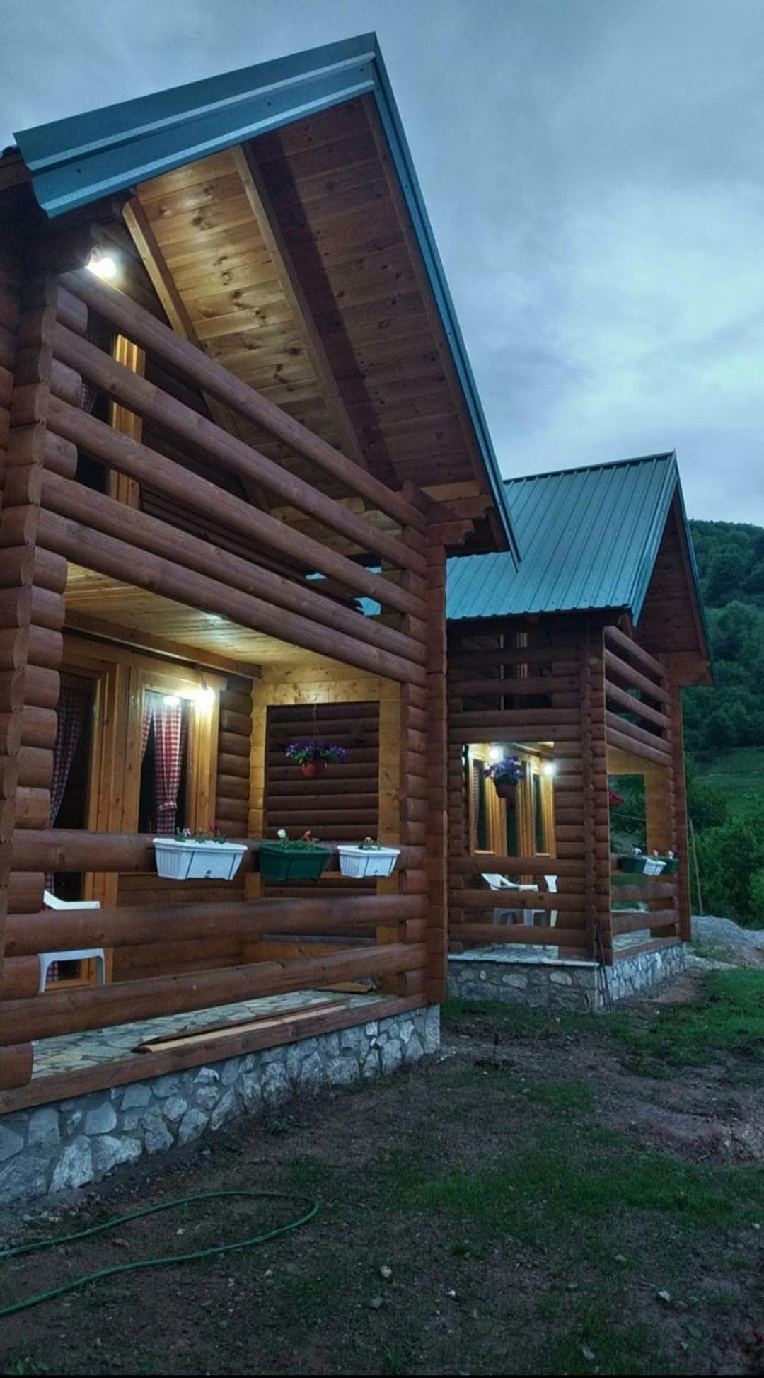 Eco Village Jasavic Plav Exterior foto
